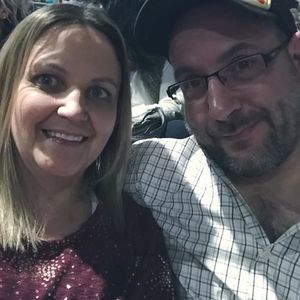 Meet your Posher, Maxine